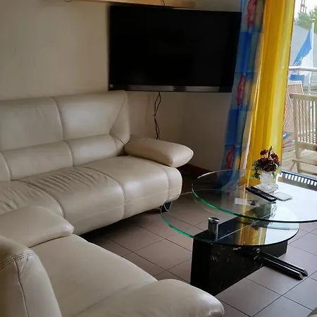 Haus Britta Ruegen Appartement Lietzow Buitenkant foto